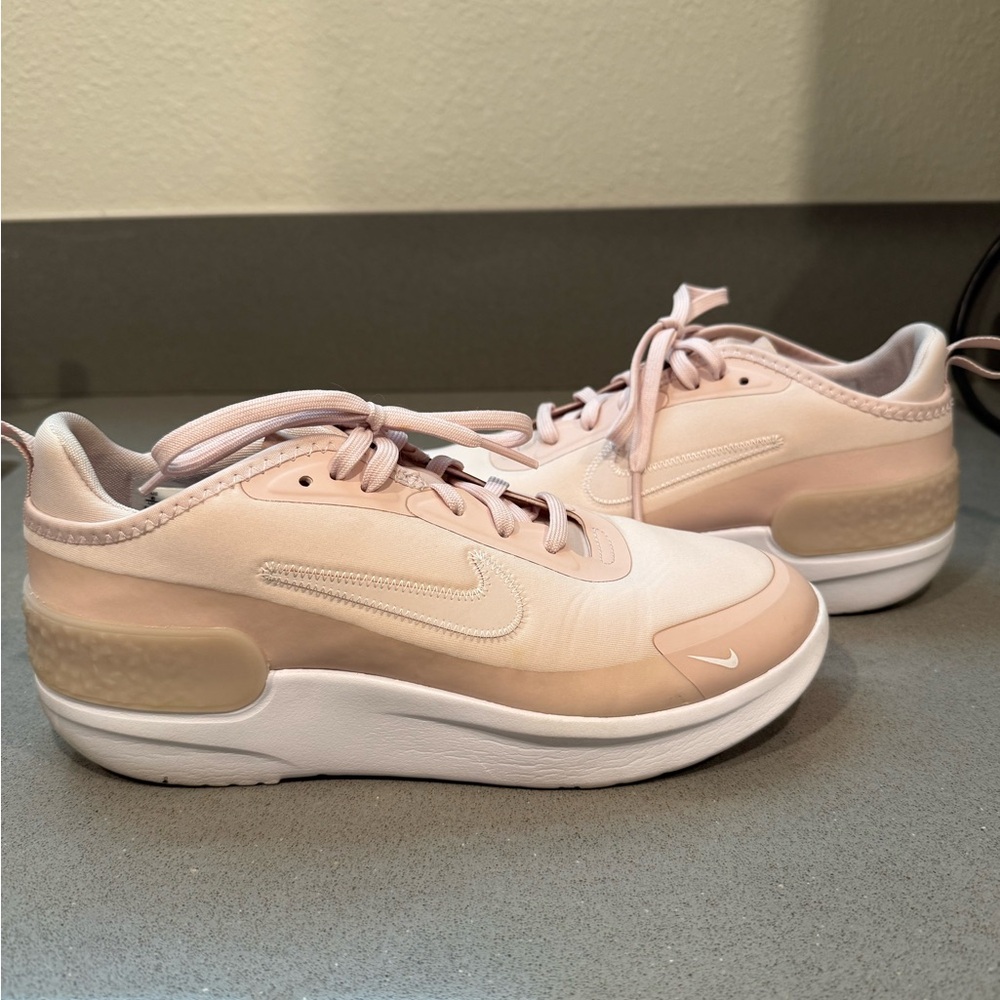 Nike Women's Sneakers - Size 8